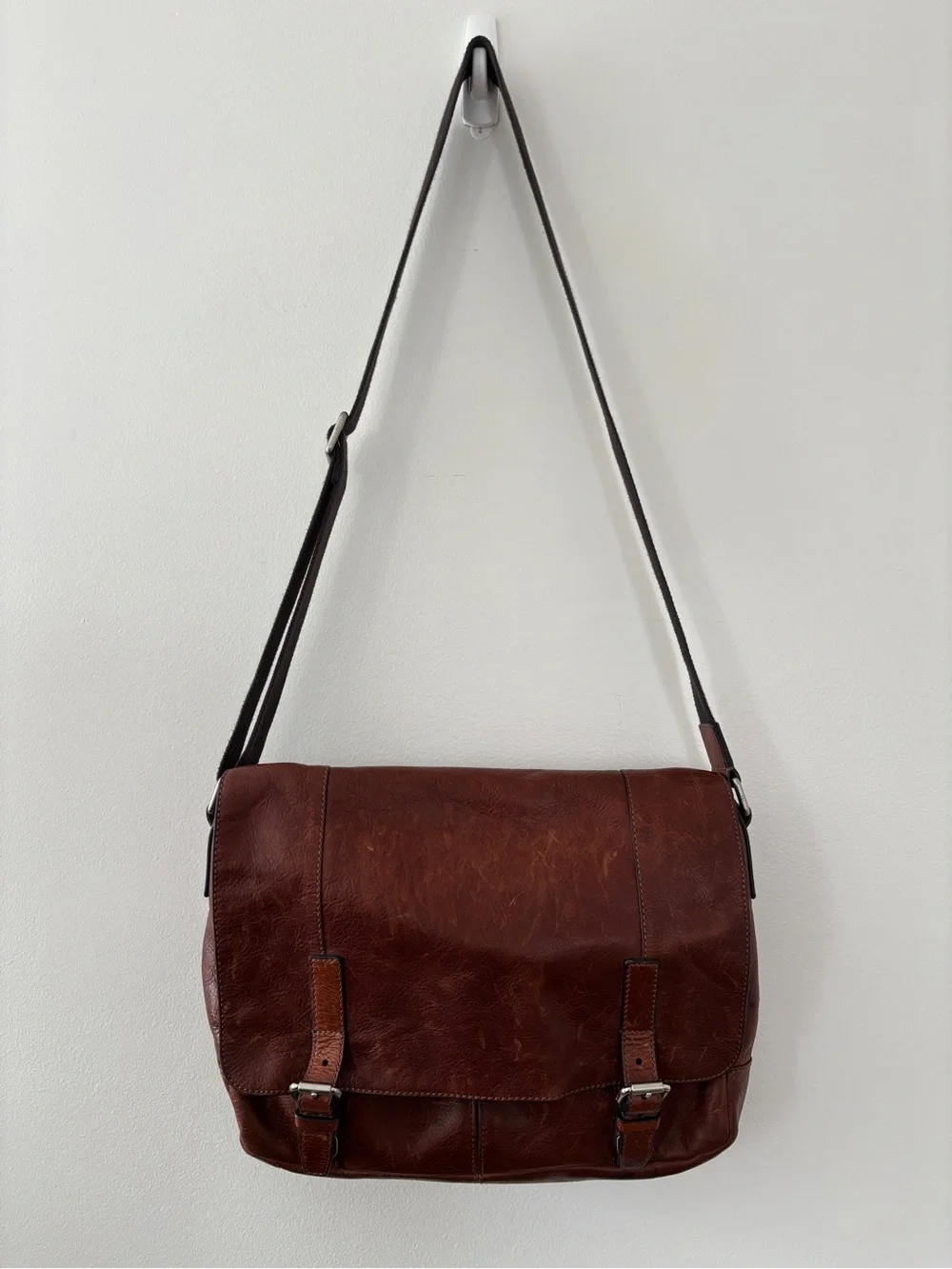 Fossil Leather Messenger Bag Dark Brown Buckle Clasp Briefcase Silver Hardware